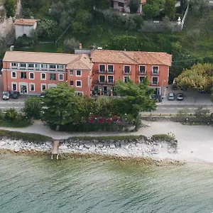 2* Szálloda Sirenella